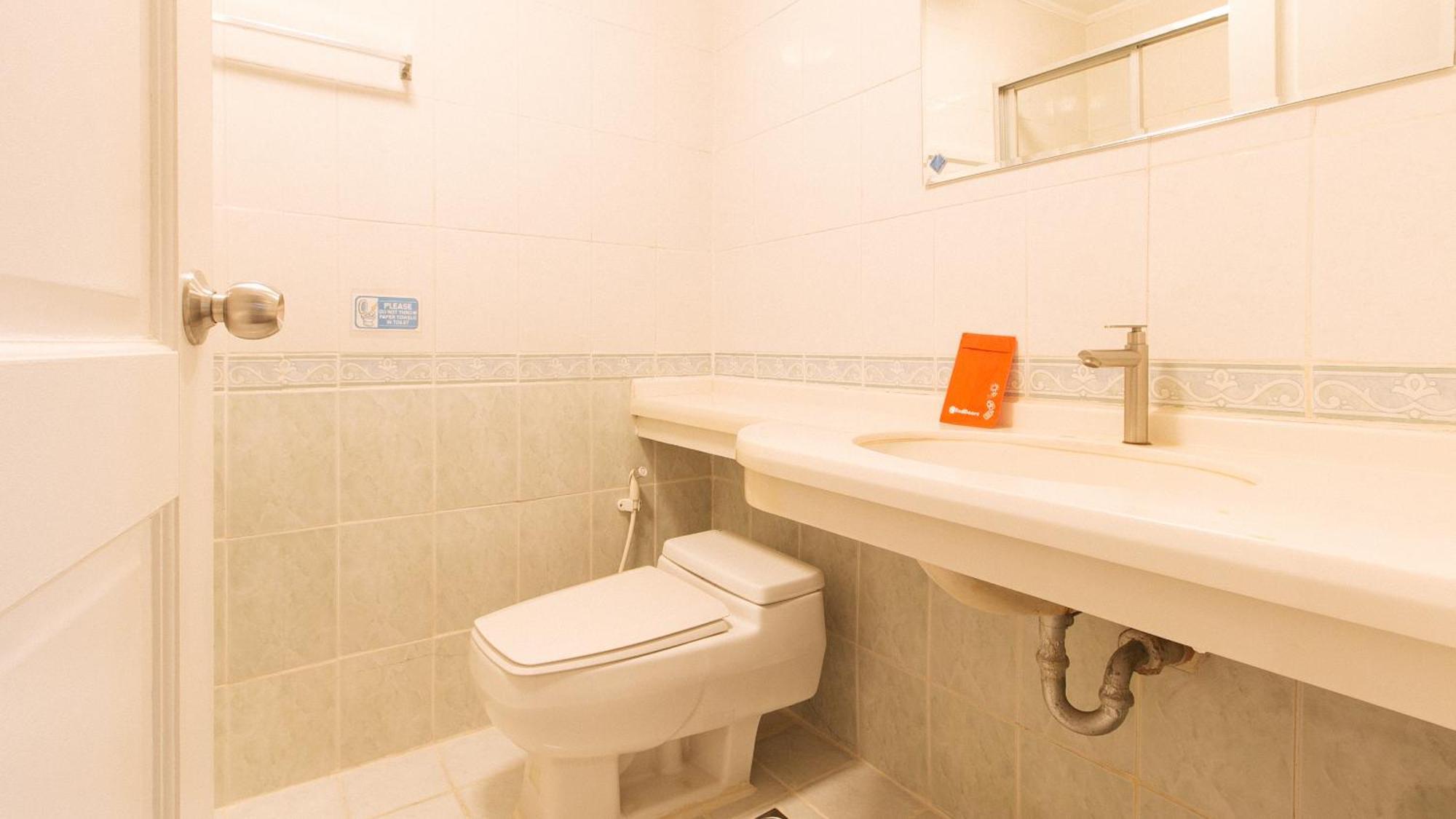 Reddoorz @ Manila Airport Hotel Paranaque City المظهر الخارجي الصورة